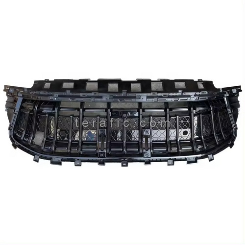 جلو پنجره لاماری ایما LAMARI EAMA